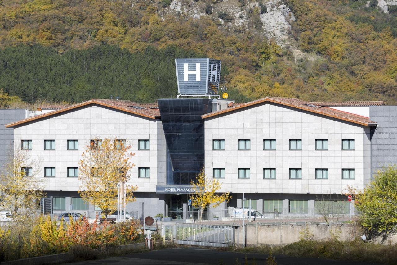 Hotel Plazaola Irurtzun Eksteriør bilde