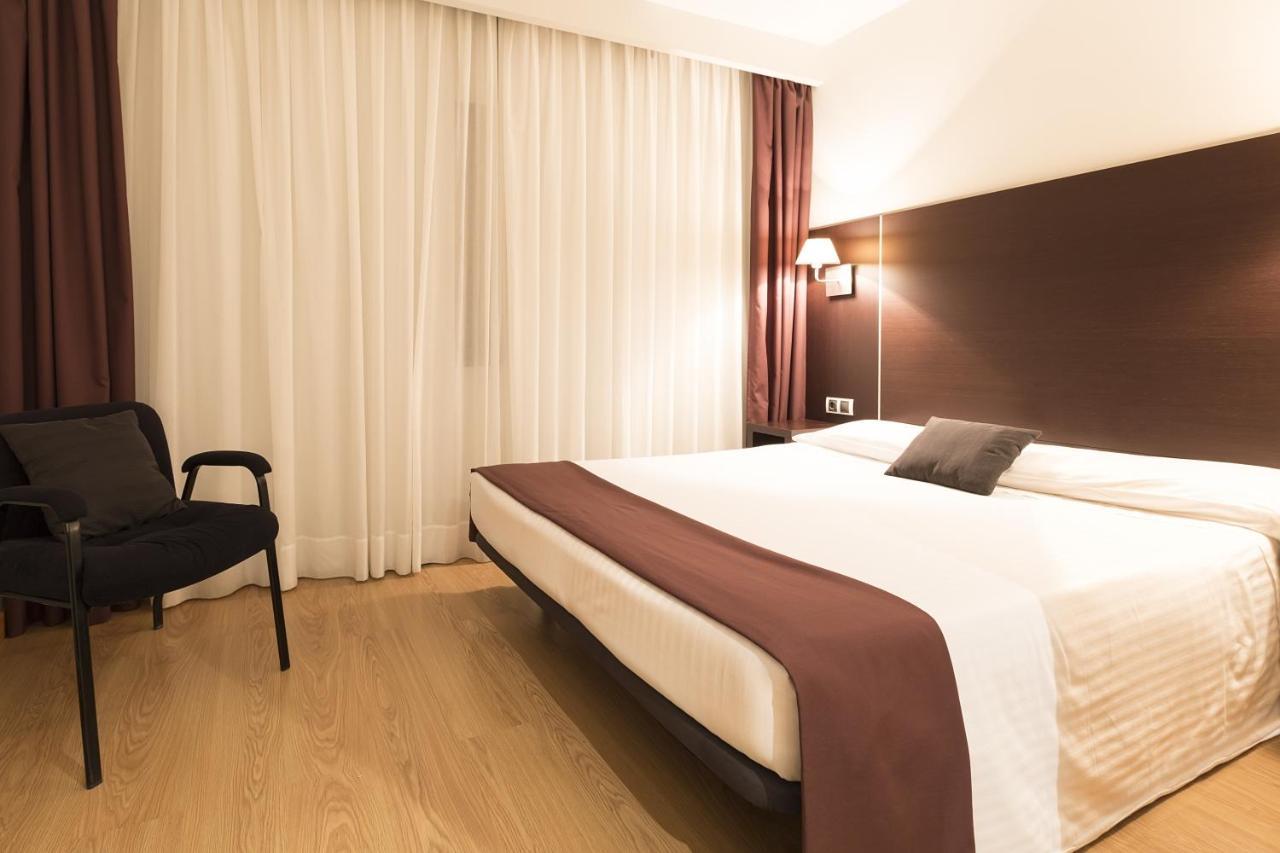 Hotel Plazaola Irurtzun Eksteriør bilde