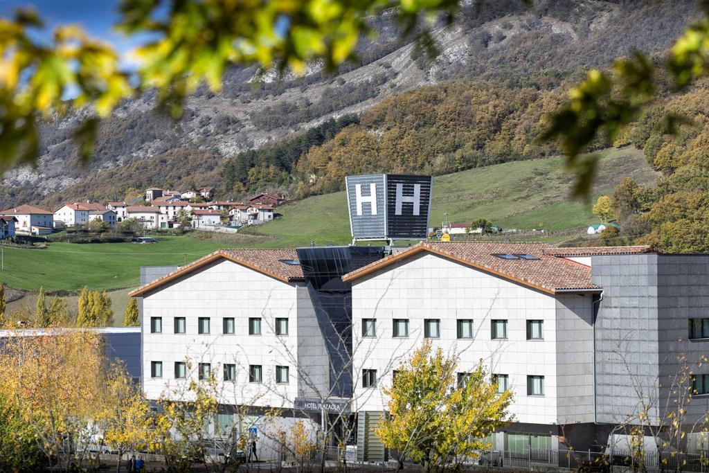 Hotel Plazaola Irurtzun Eksteriør bilde